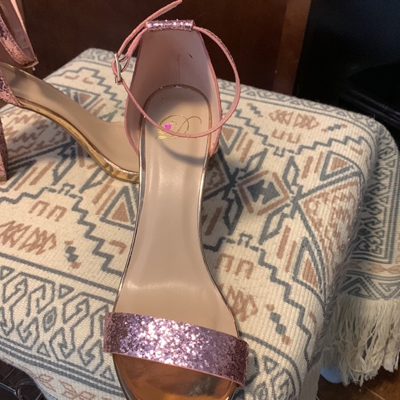 Sequence shoes - Picture 2 of 4